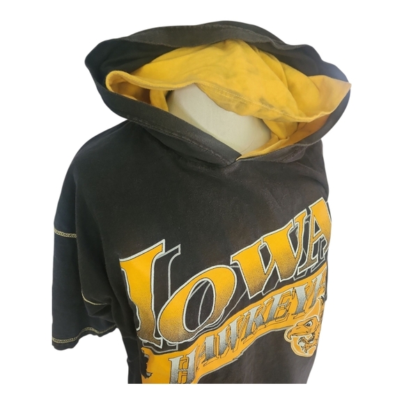 VTG Iowa Hawkeyes Hoodie T-Shirt TNT by Trau & Loevner XL USA Made - Picture 2 of 10
